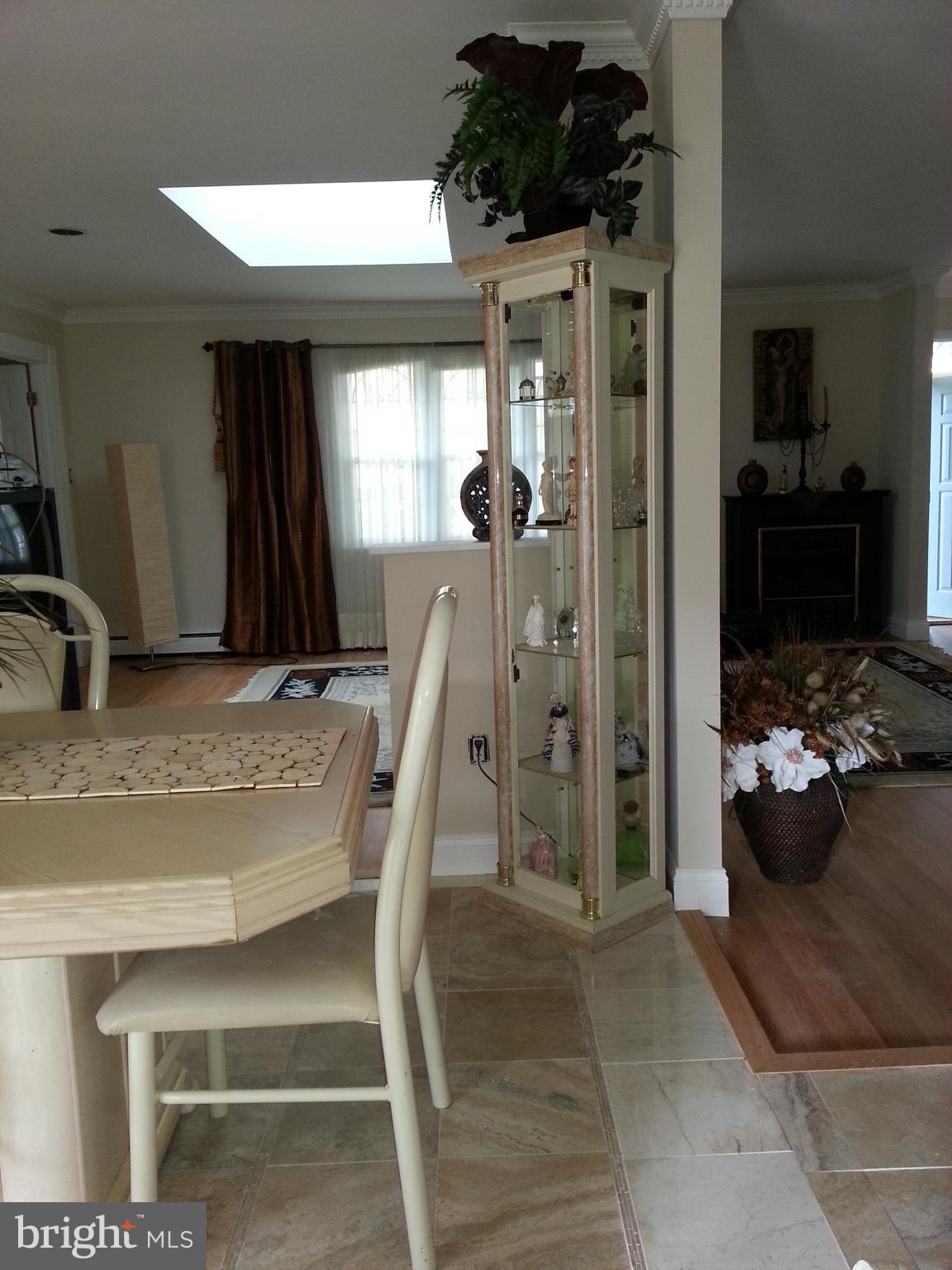 ROBIN GLEN - Residential