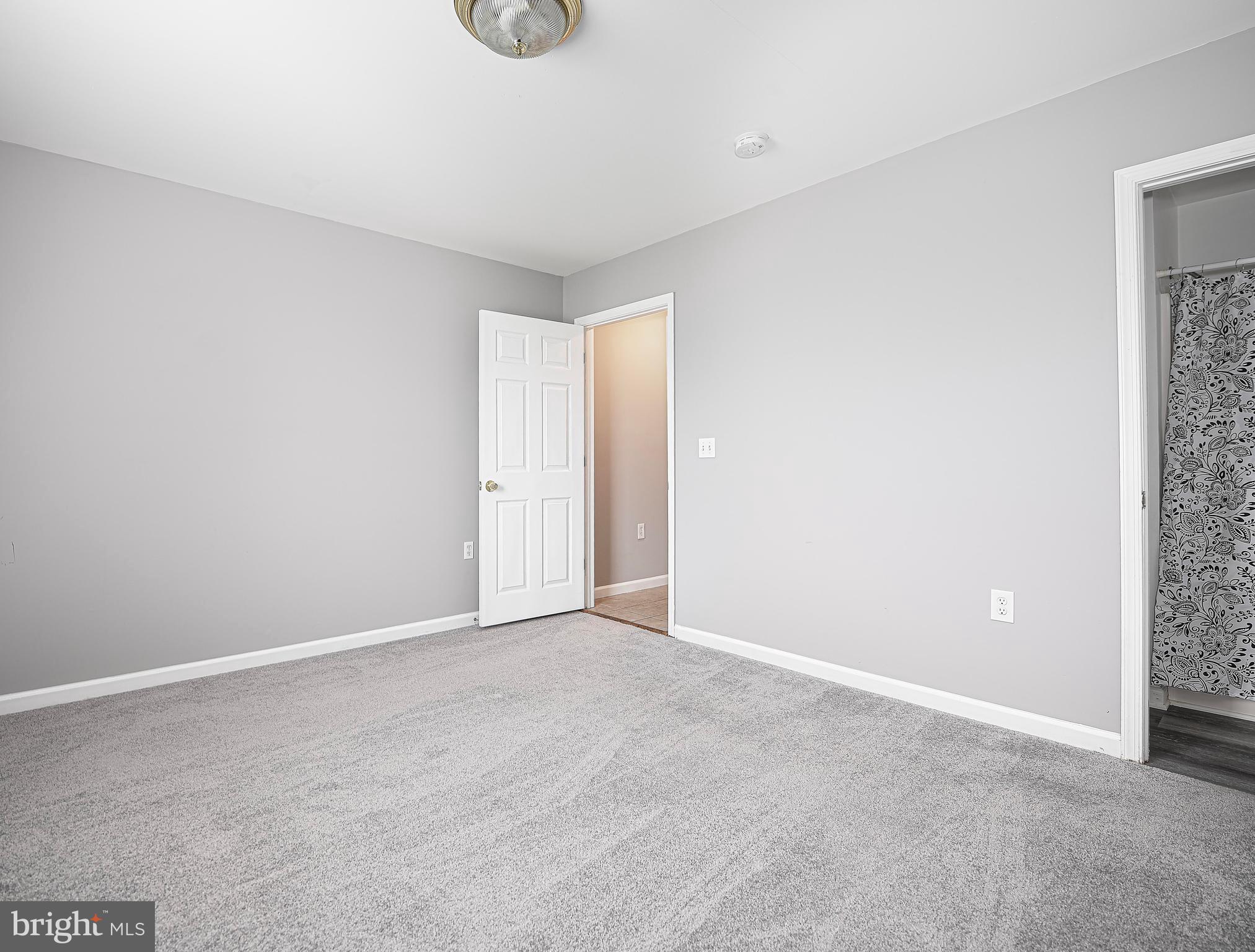 SWAN MEADOWS - Residential