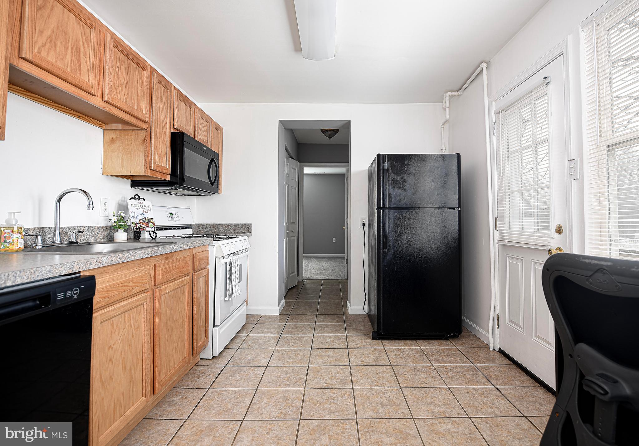 SWAN MEADOWS - Residential