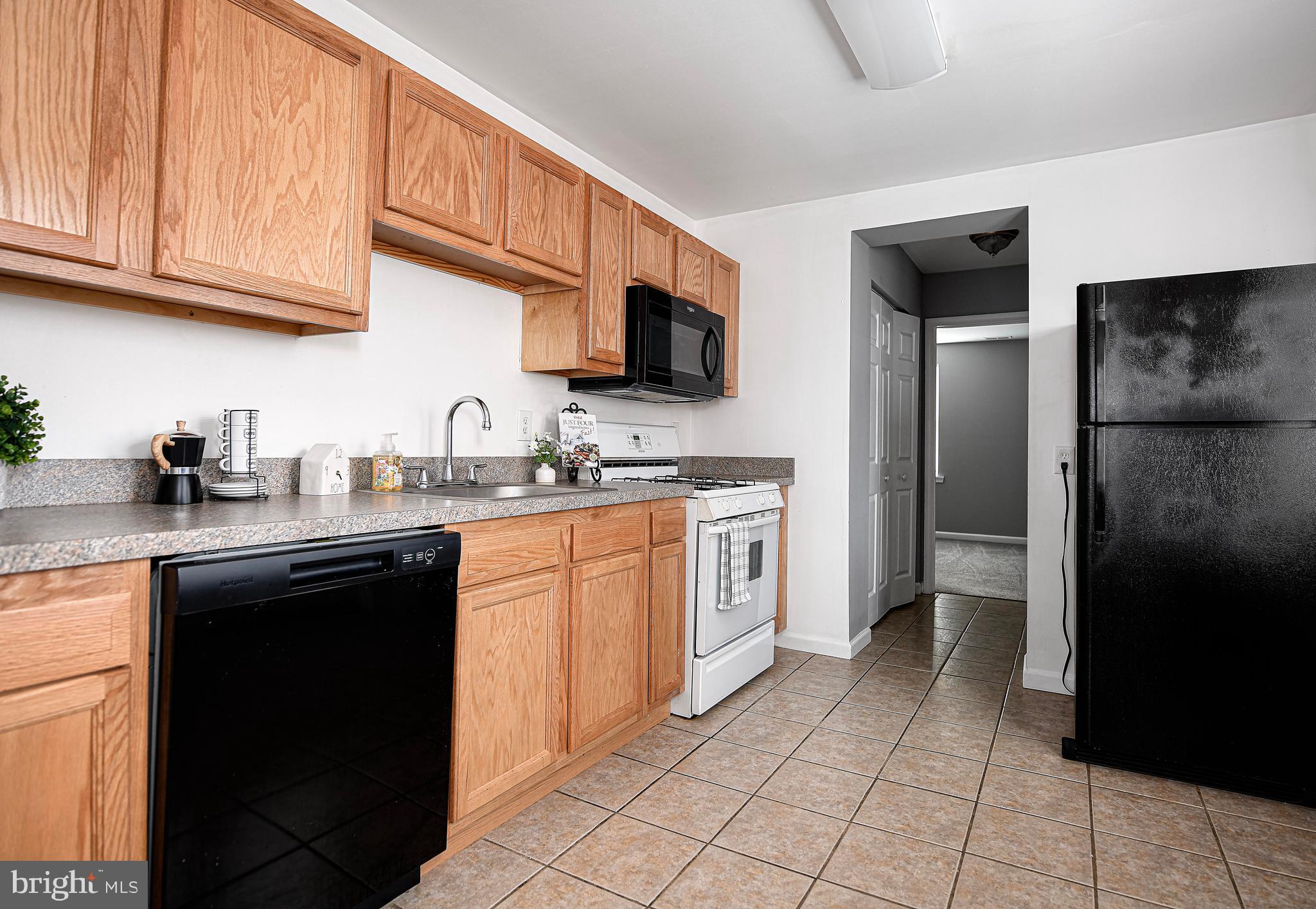 SWAN MEADOWS - Residential