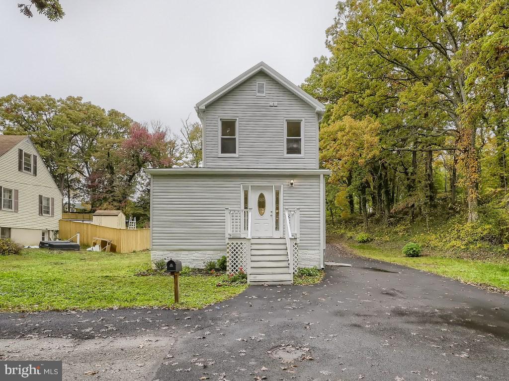 LANDSDOWNE - Residential