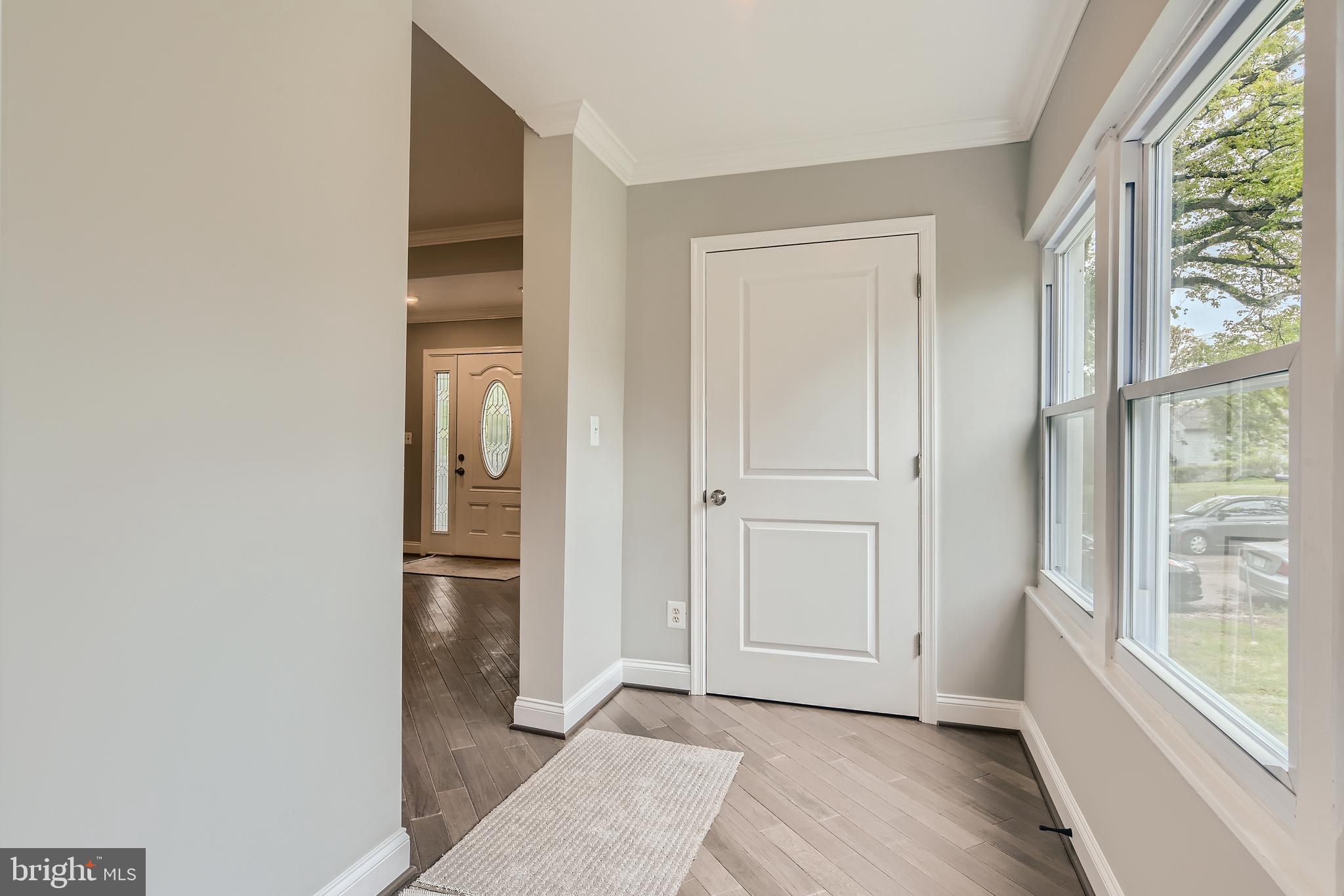 LANDSDOWNE - Residential