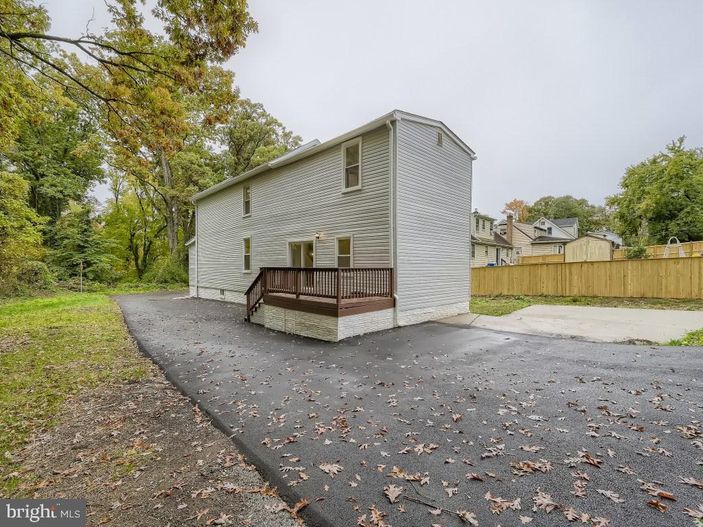 LANDSDOWNE - Residential