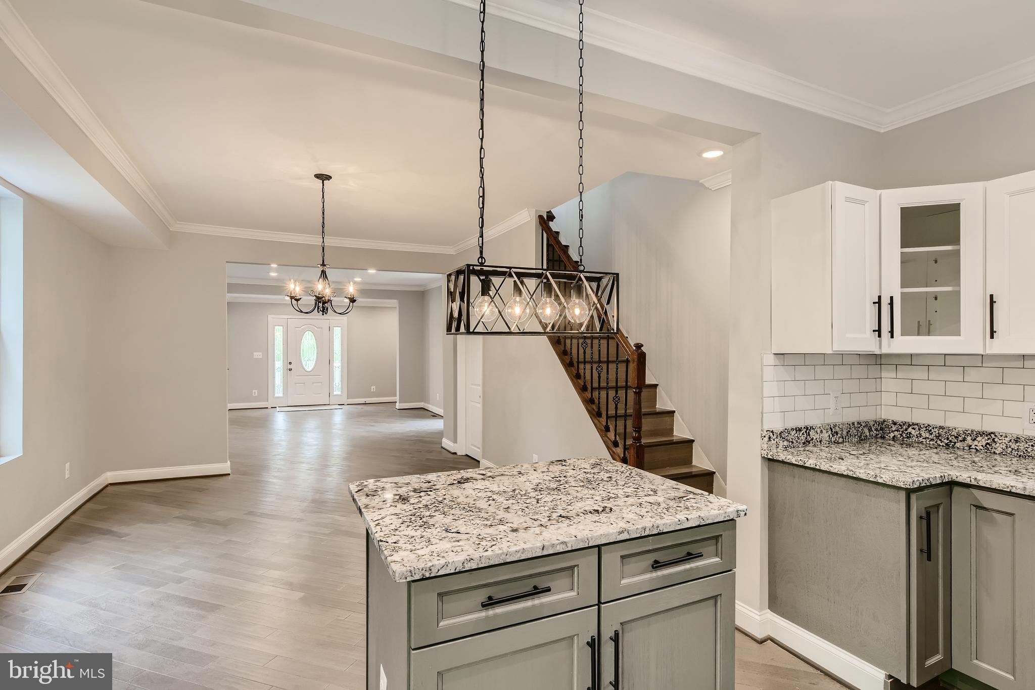 LANDSDOWNE - Residential