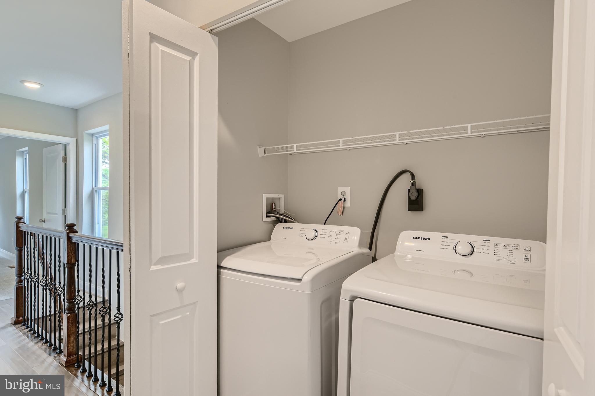 LANDSDOWNE - Residential