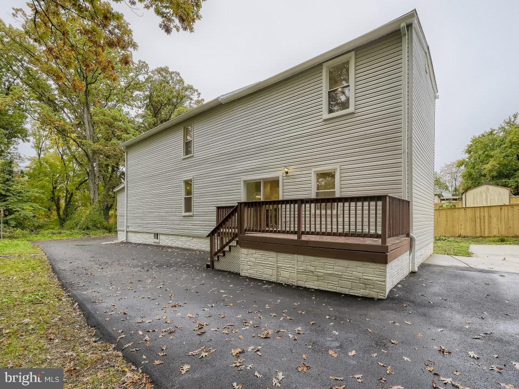 LANDSDOWNE - Residential