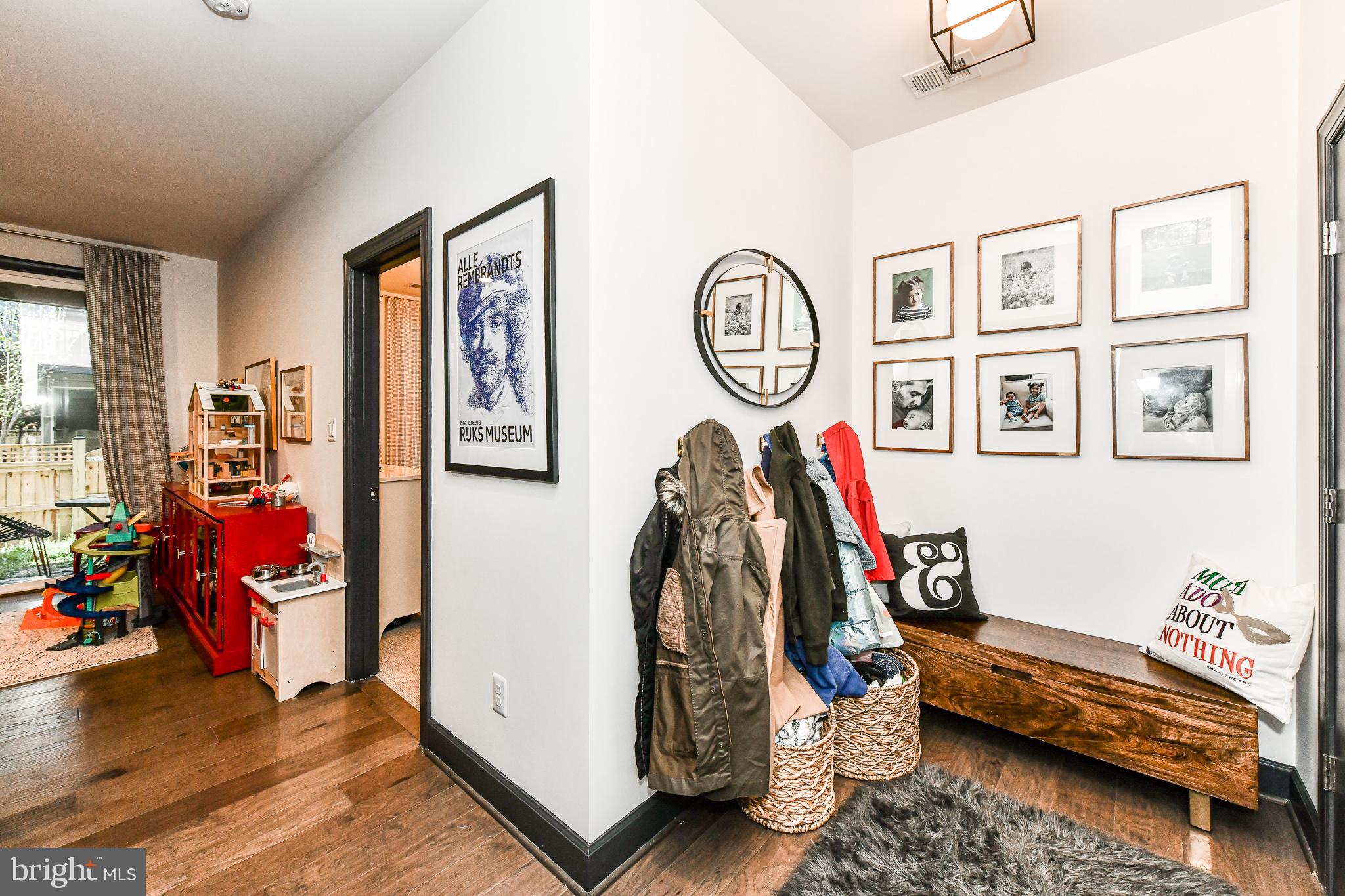 BRAMBLETON TOWN CENTER - Residential Lease