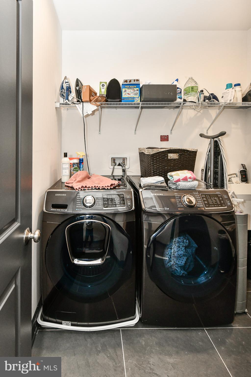 BRAMBLETON TOWN CENTER - Residential Lease