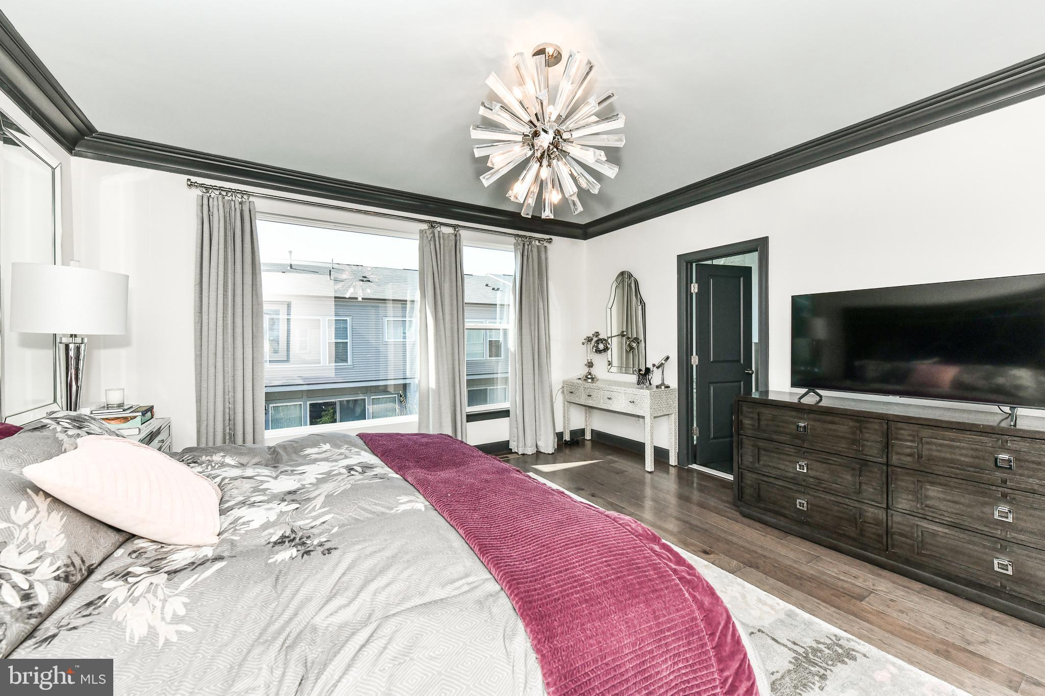 BRAMBLETON TOWN CENTER - Residential Lease