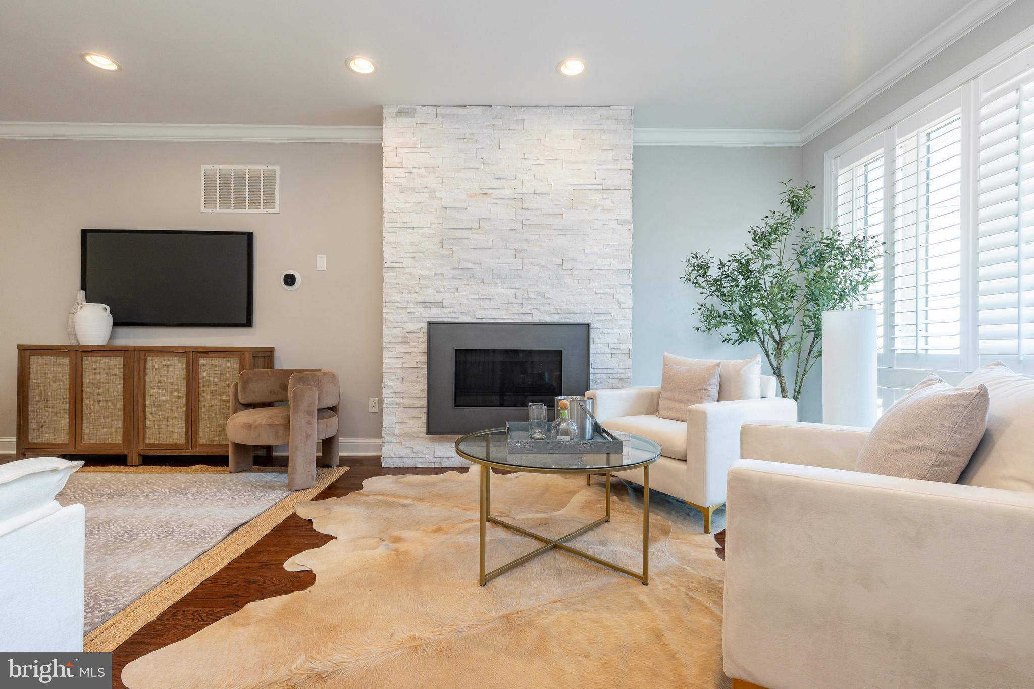 720 S 19TH STREET