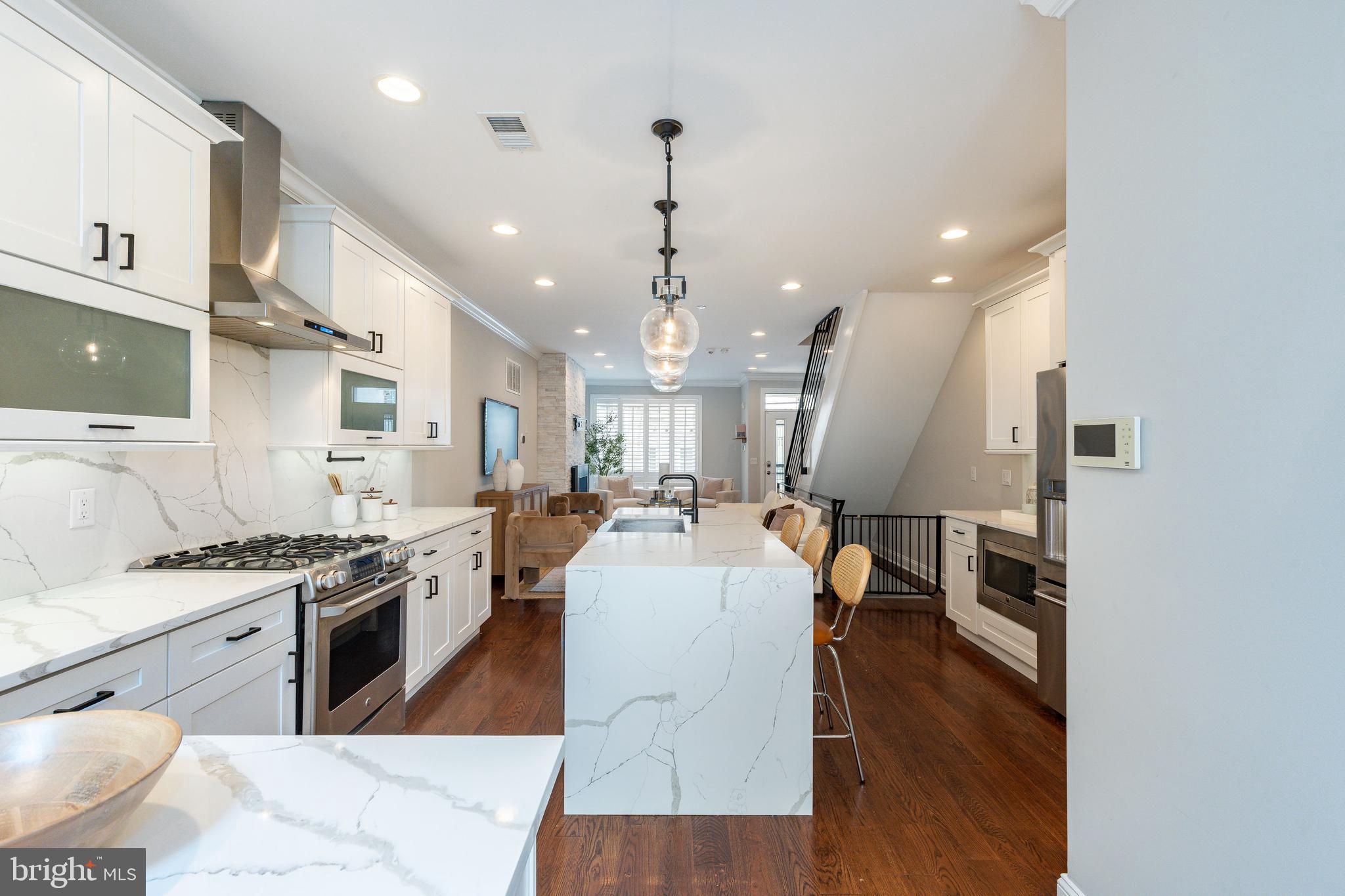 GRADUATE HOSPITAL - Residential