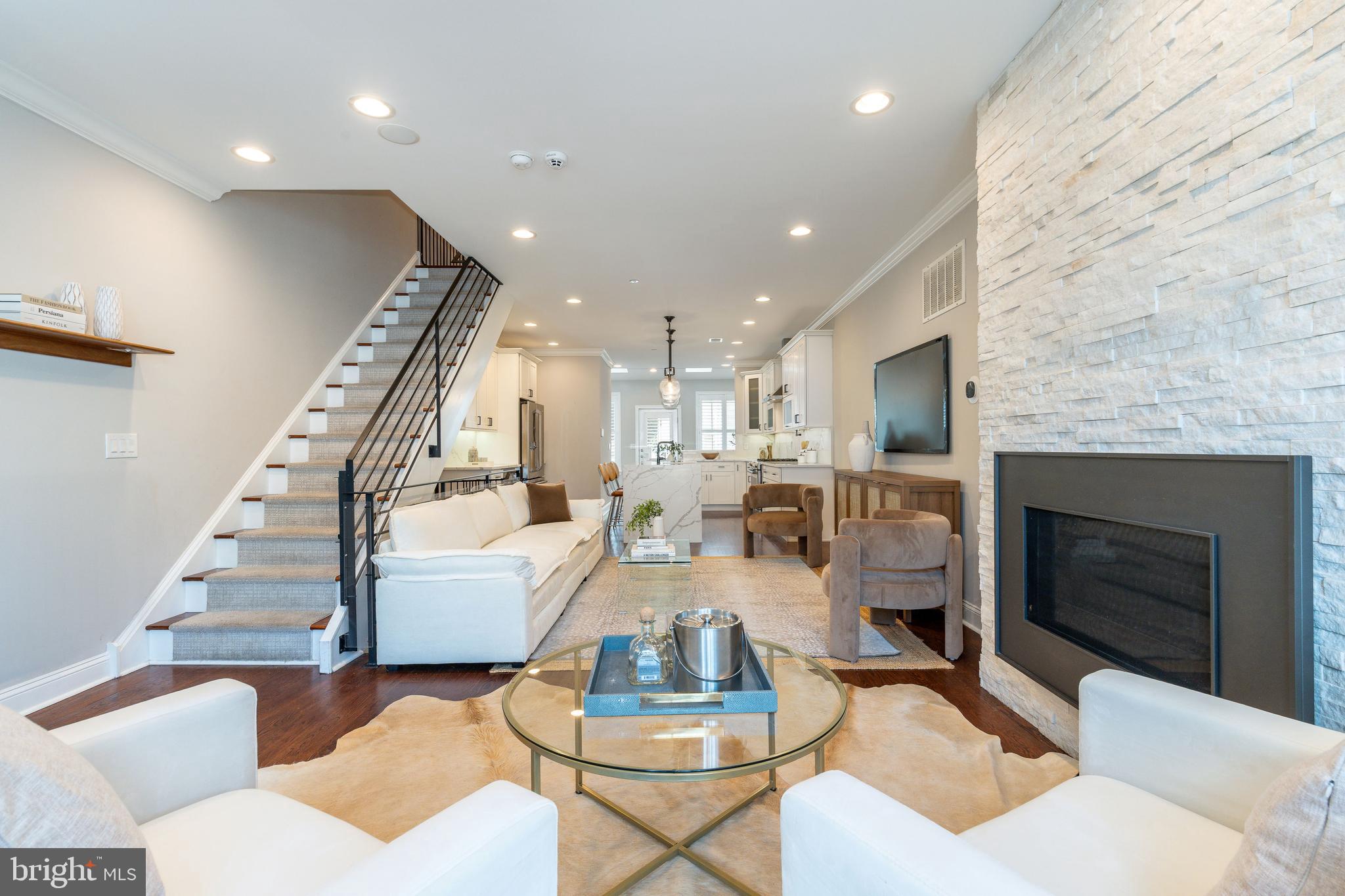 720 S 19TH STREET
