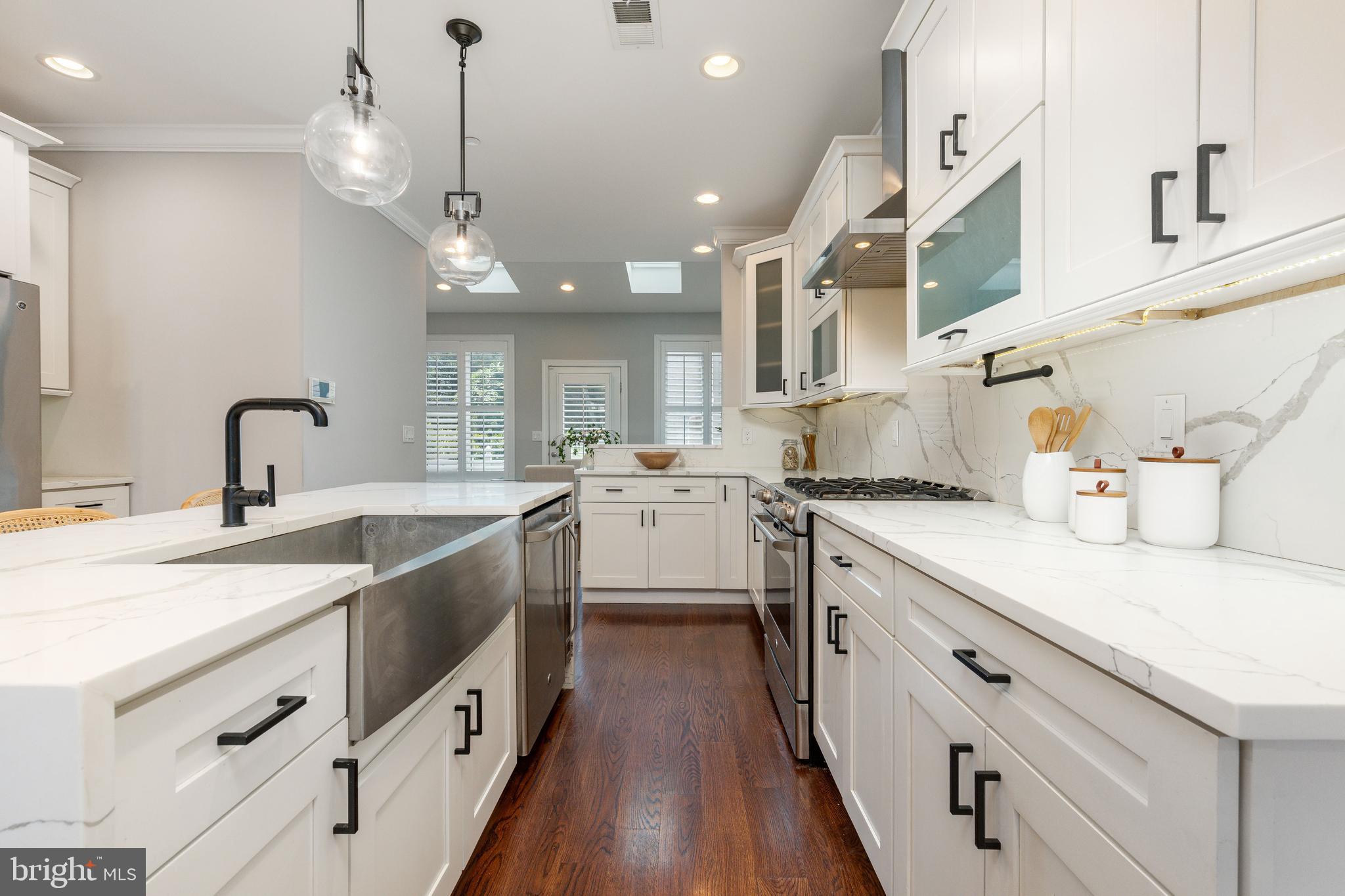 GRADUATE HOSPITAL - Residential