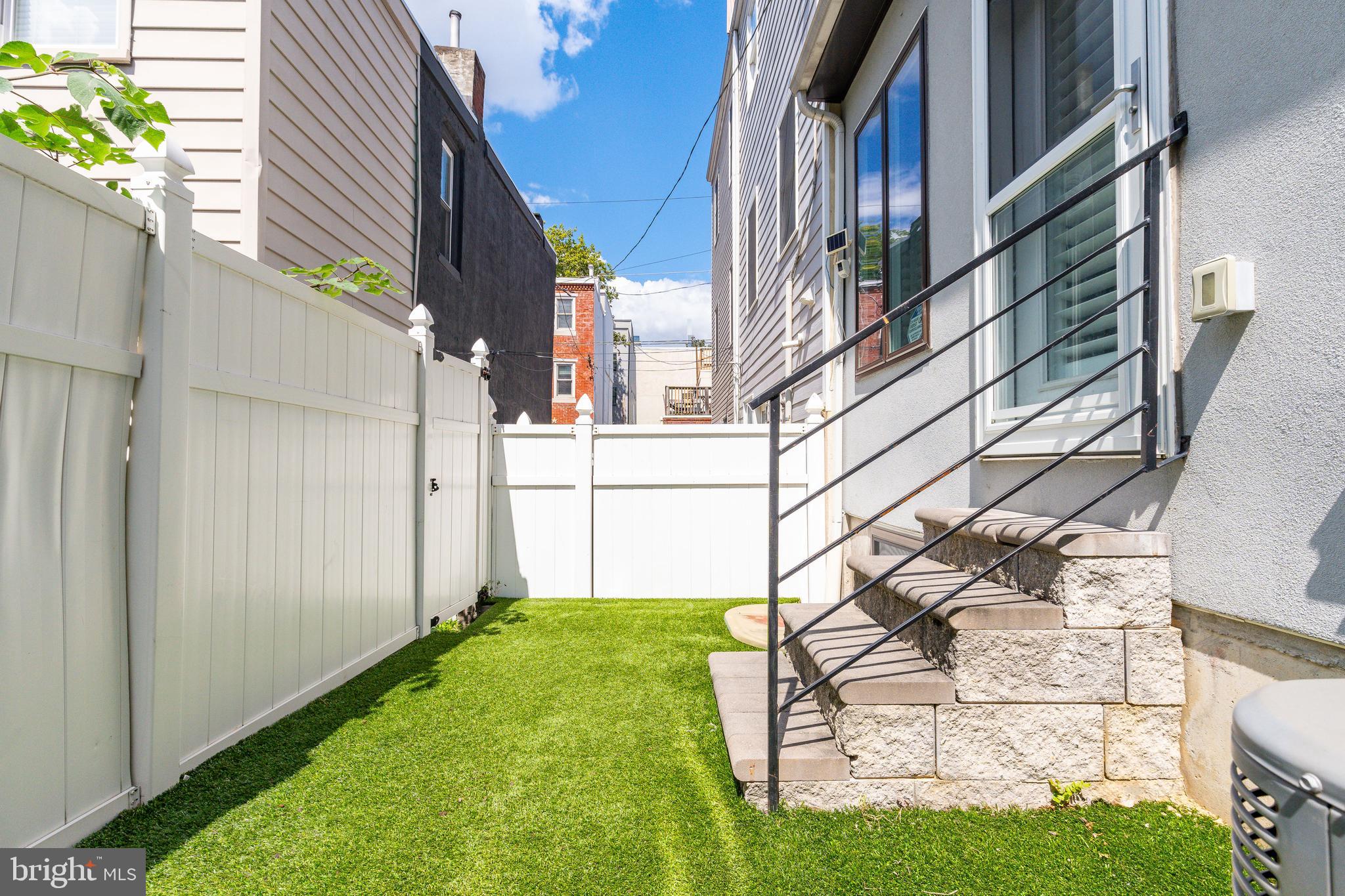 GRADUATE HOSPITAL - Residential