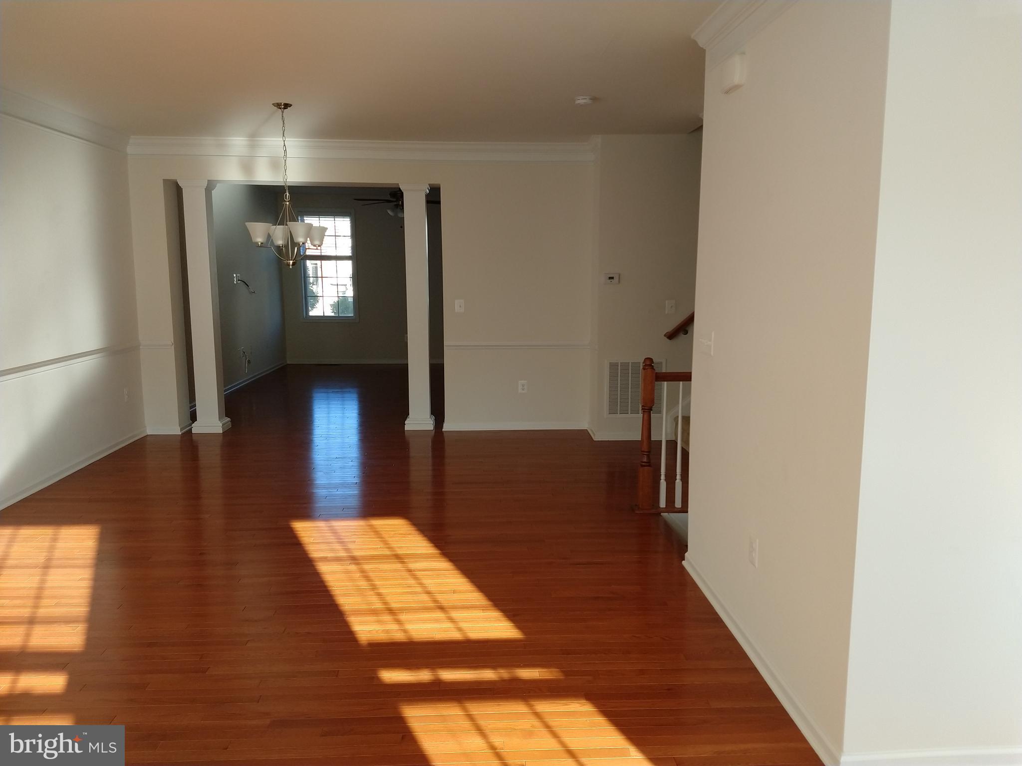 LOUDOUN VALLEY ESTATES 2 - Residential Lease