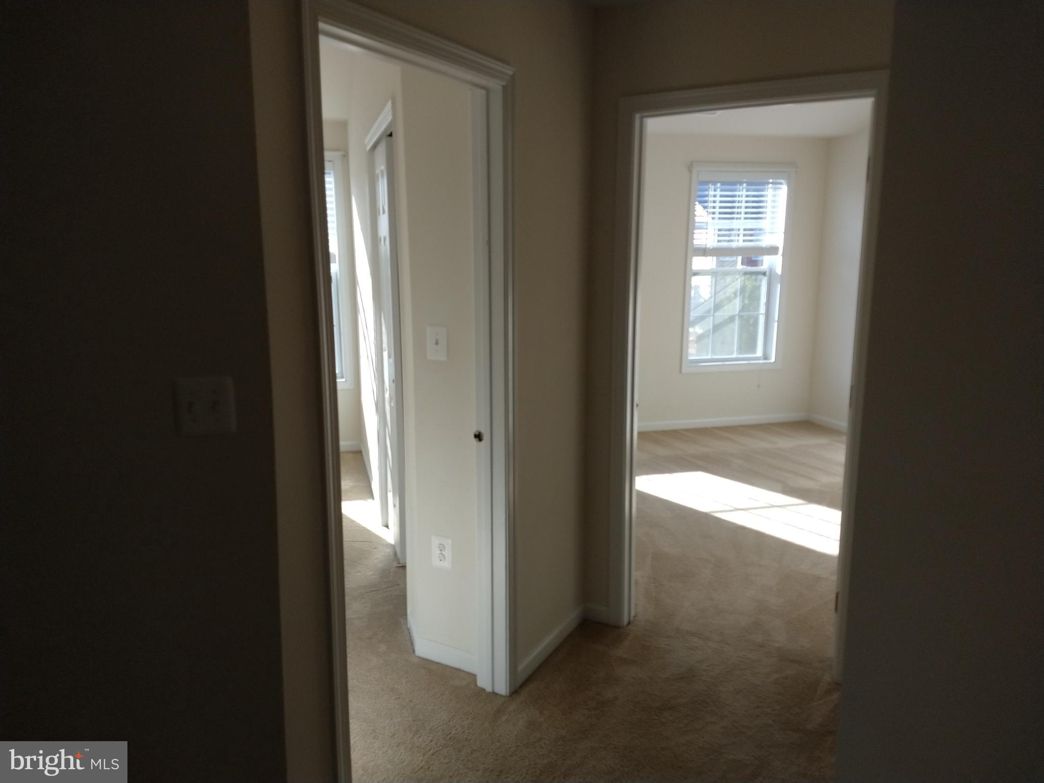 LOUDOUN VALLEY ESTATES 2 - Residential Lease