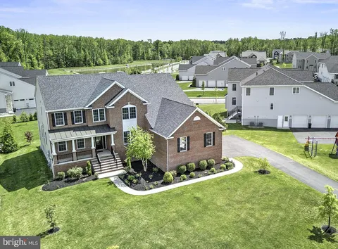 6 Condor Court, Monmouth Junction, NJ MLS: NJMX2009232