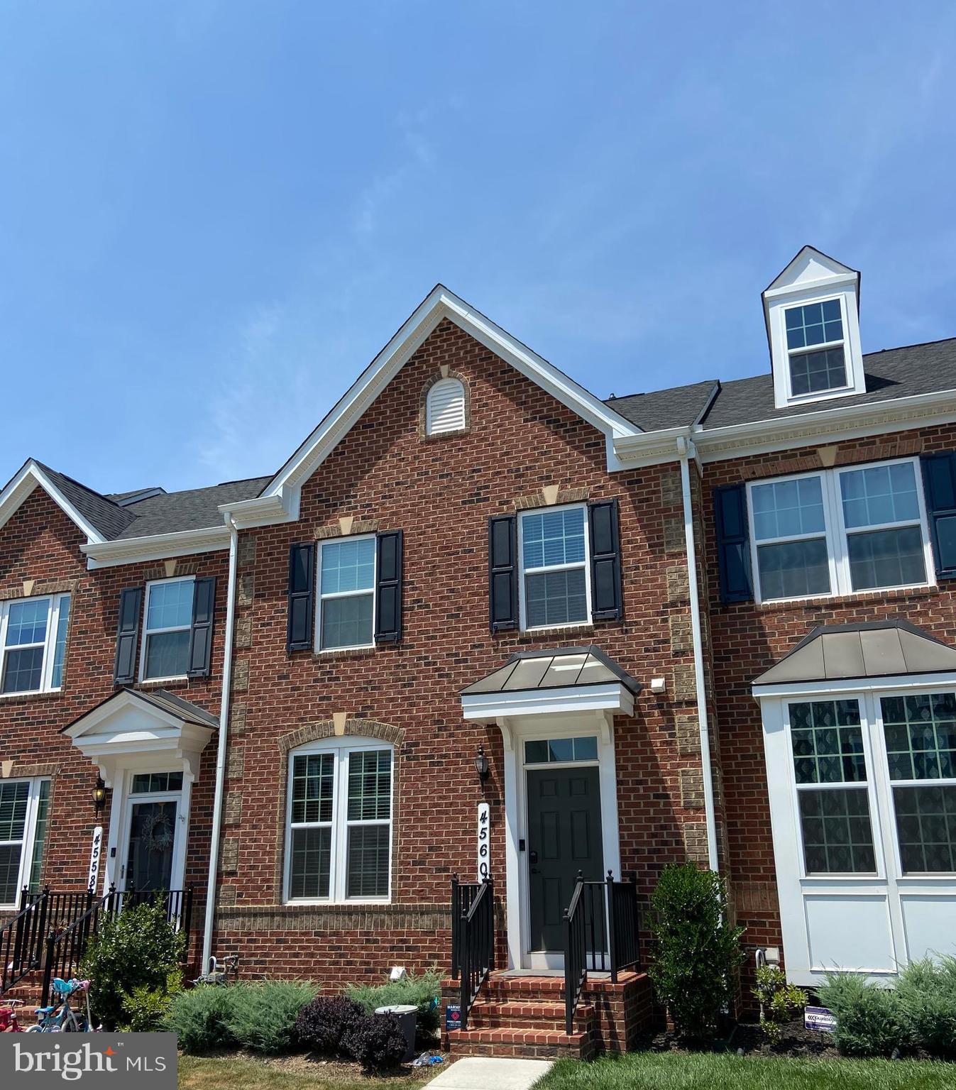 LANDSDALE - Residential Lease