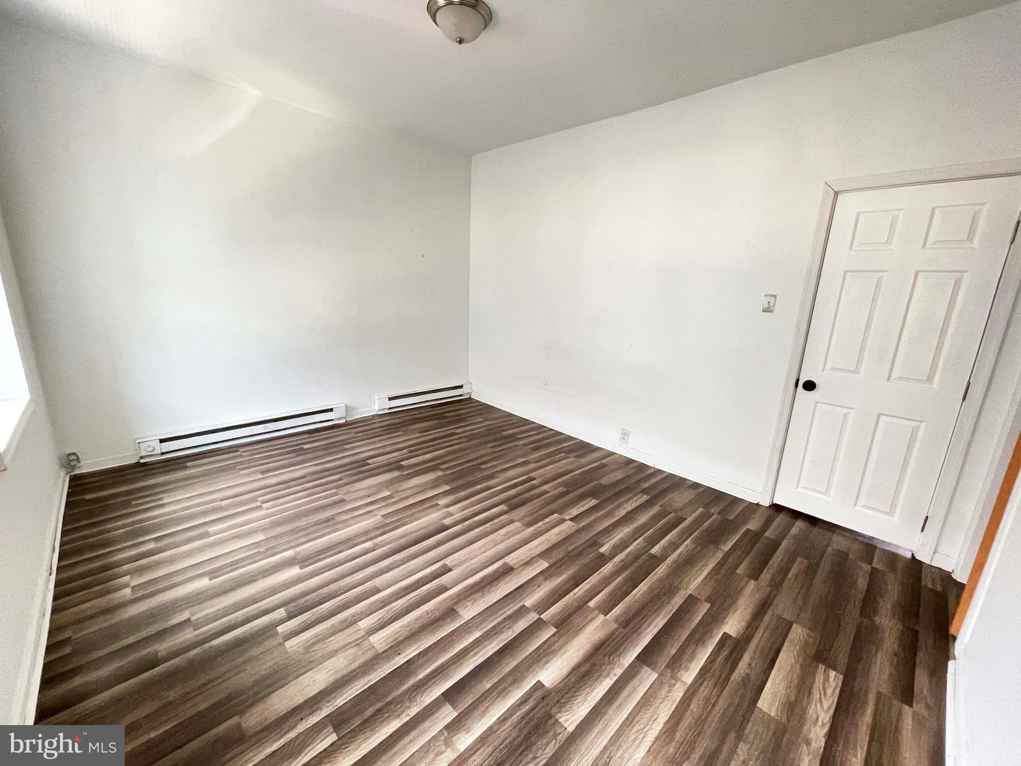 KENSINGTON - Residential Lease