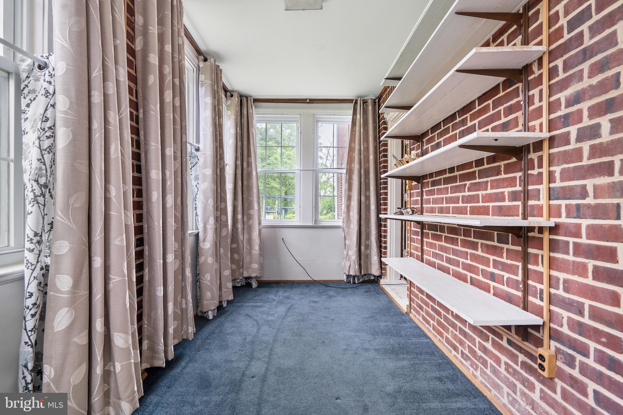 HUNTING RIDGE HISTORIC DISTRICT - Residential