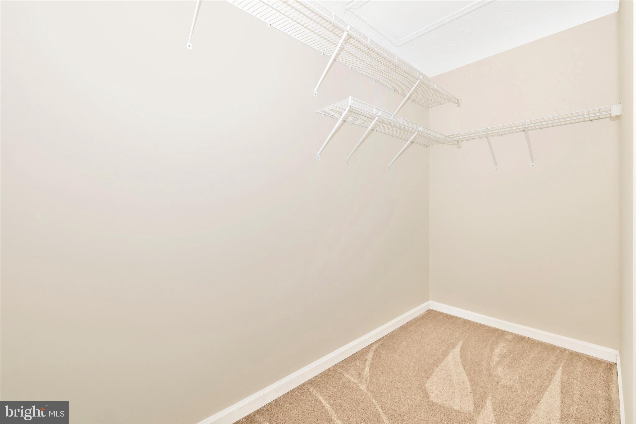 WILLOW BROOK - Residential