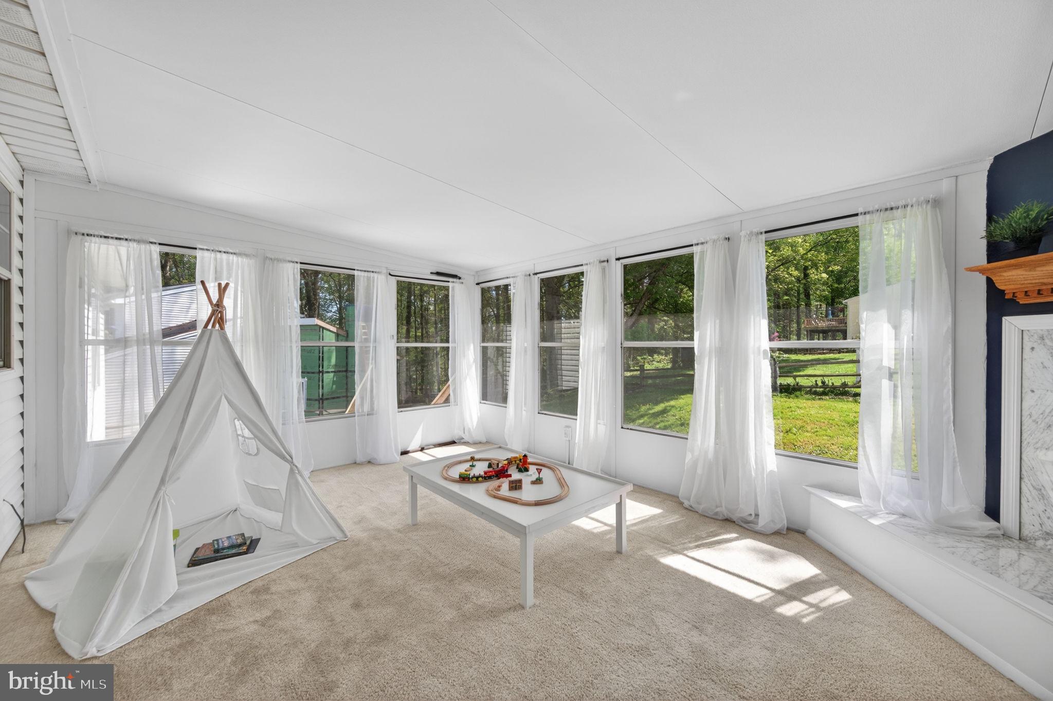 FAIRWIND FARMS - Residential