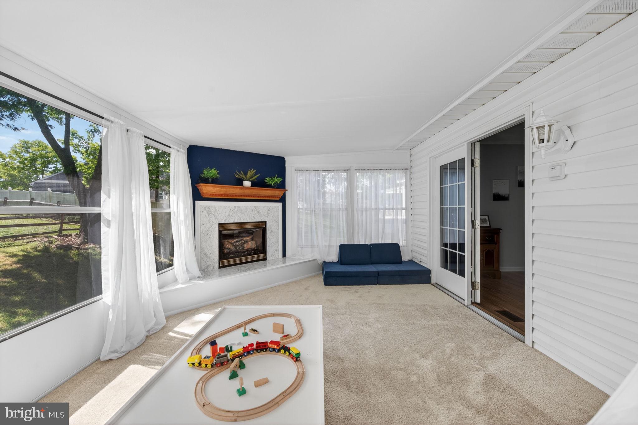 FAIRWIND FARMS - Residential