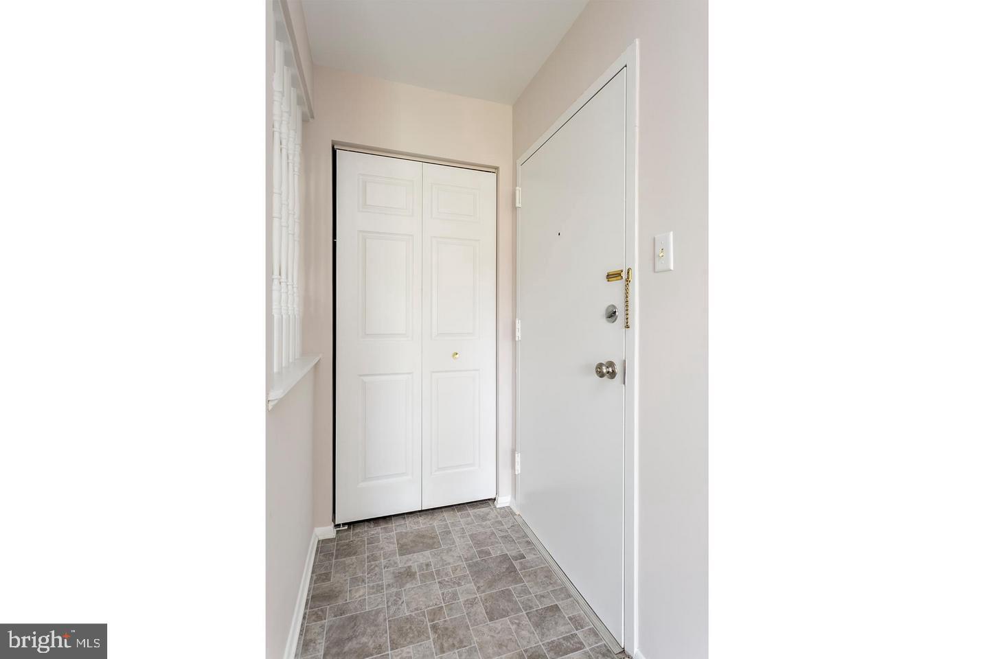 4240 CRYSTAL COURT 3C