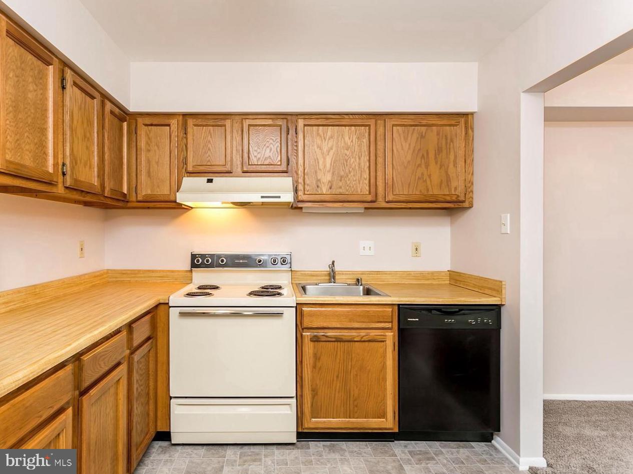 4240 CRYSTAL COURT 3C