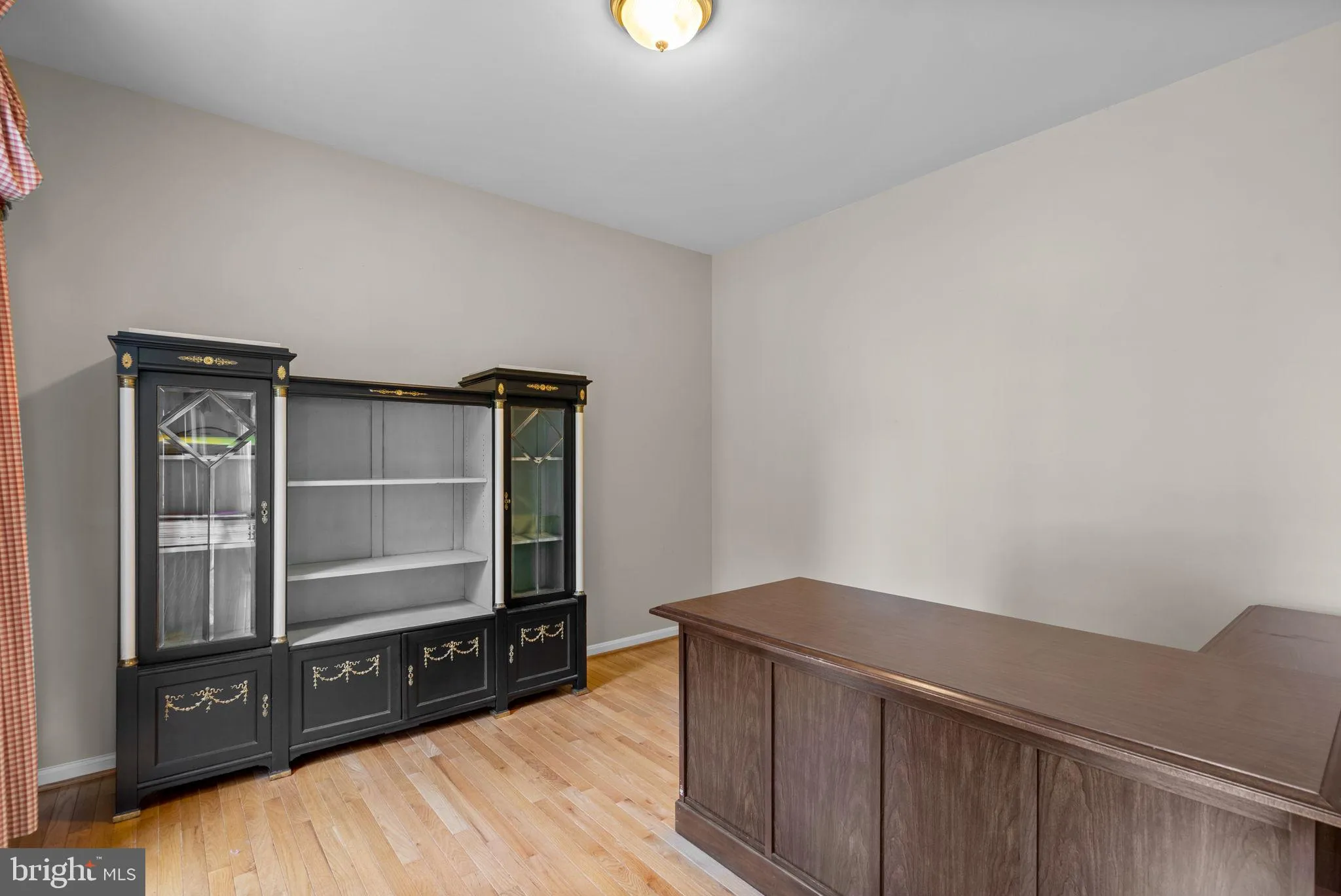 Silver Spring, Maryland 20904, United States, 5 Bedrooms Bedrooms, ,4 BathroomsBathrooms,Residential,Active,203064