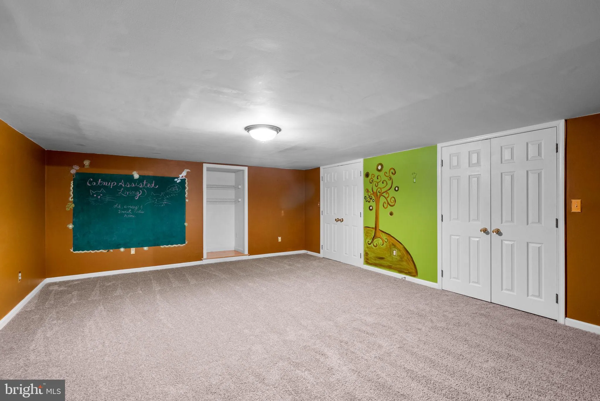 Silver Spring, Maryland 20904, United States, 5 Bedrooms Bedrooms, ,4 BathroomsBathrooms,Residential,Active,203064