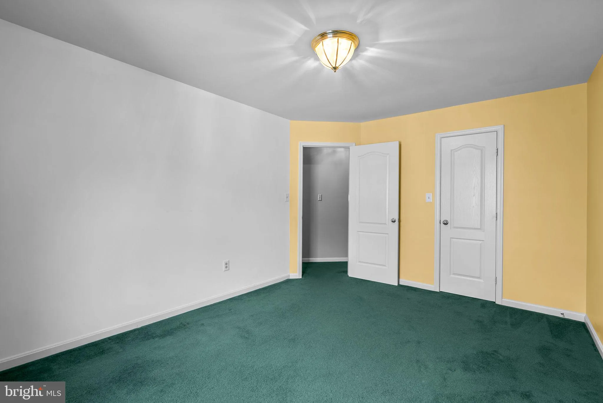 Silver Spring, Maryland 20904, United States, 5 Bedrooms Bedrooms, ,4 BathroomsBathrooms,Residential,Active,203064