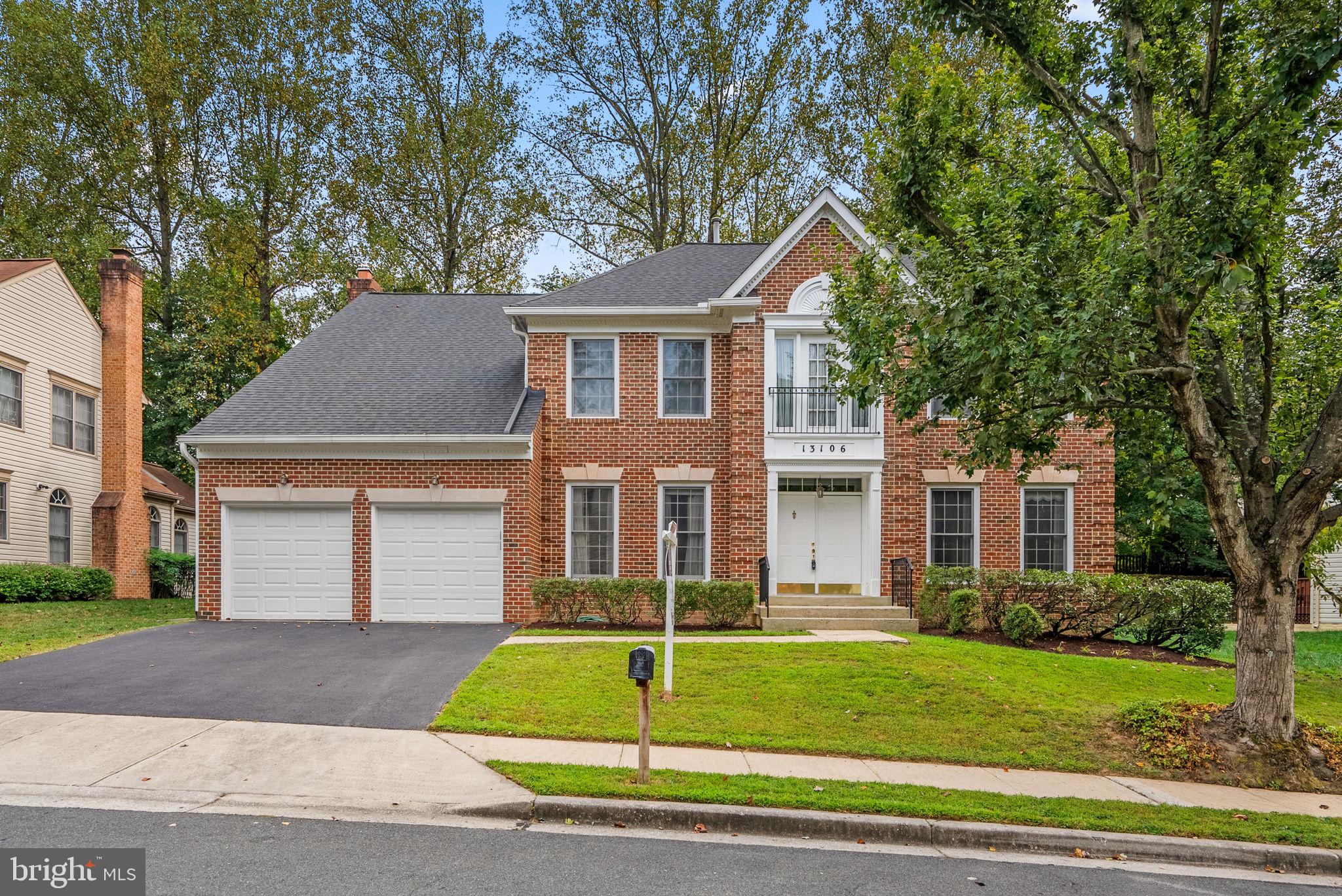 SHERWOOD FOREST MANOR - Residential