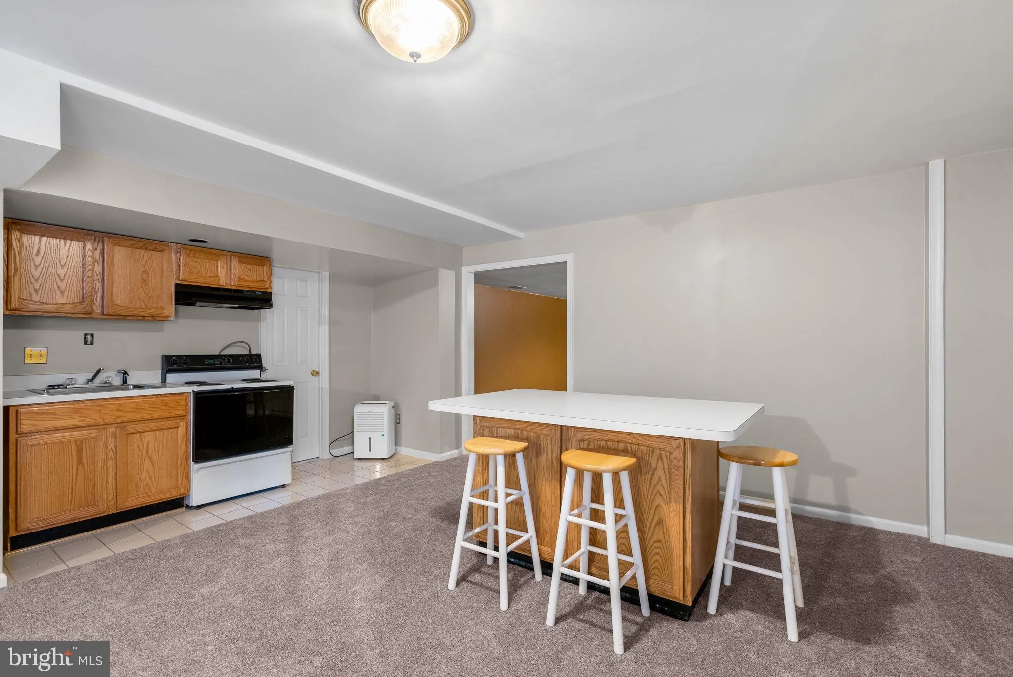 Silver Spring, Maryland 20904, United States, 5 Bedrooms Bedrooms, ,4 BathroomsBathrooms,Residential,Active,203064