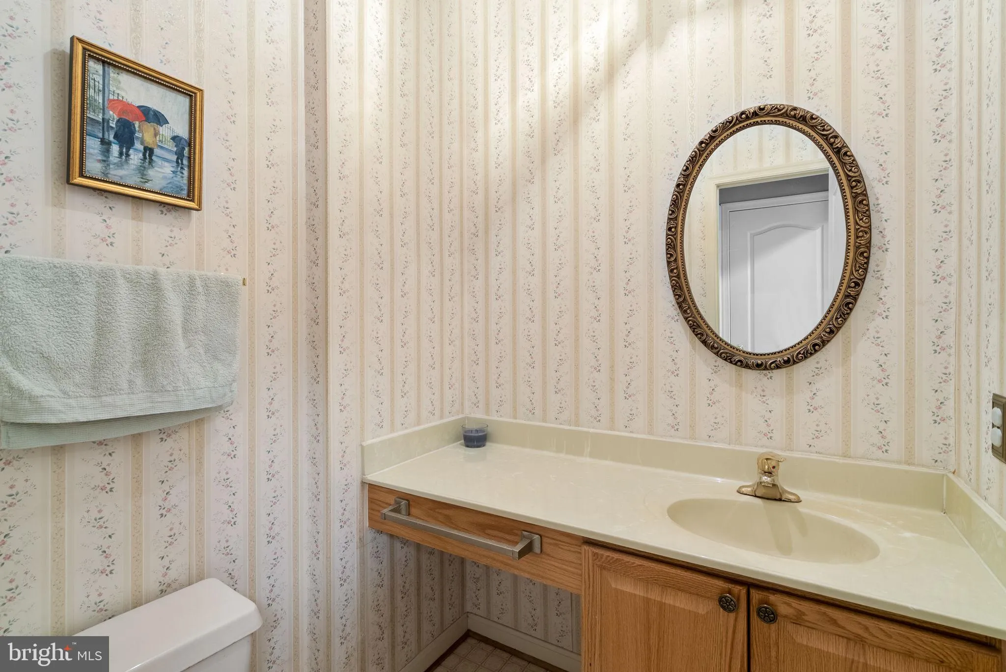 Silver Spring, Maryland 20904, United States, 5 Bedrooms Bedrooms, ,4 BathroomsBathrooms,Residential,Active,203064