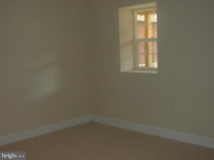 13 NE S STREET NE A