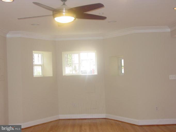 13 NE S STREET NE A