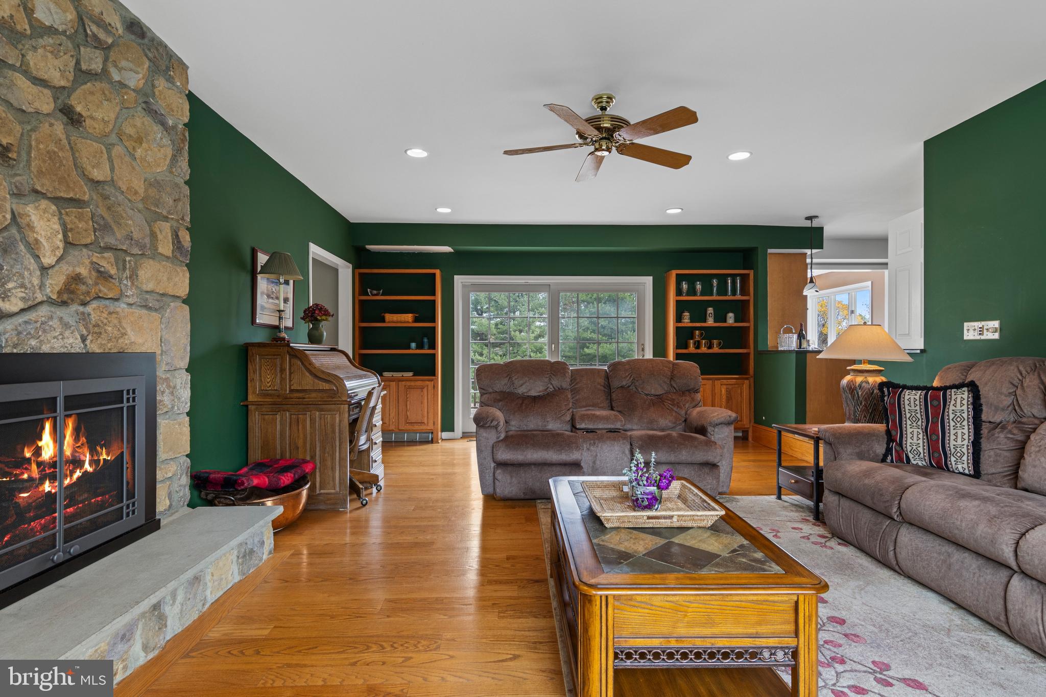 BOW TREE - Residential