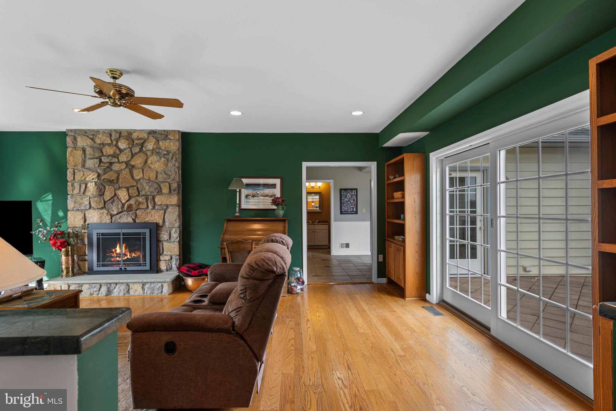 BOW TREE - Residential