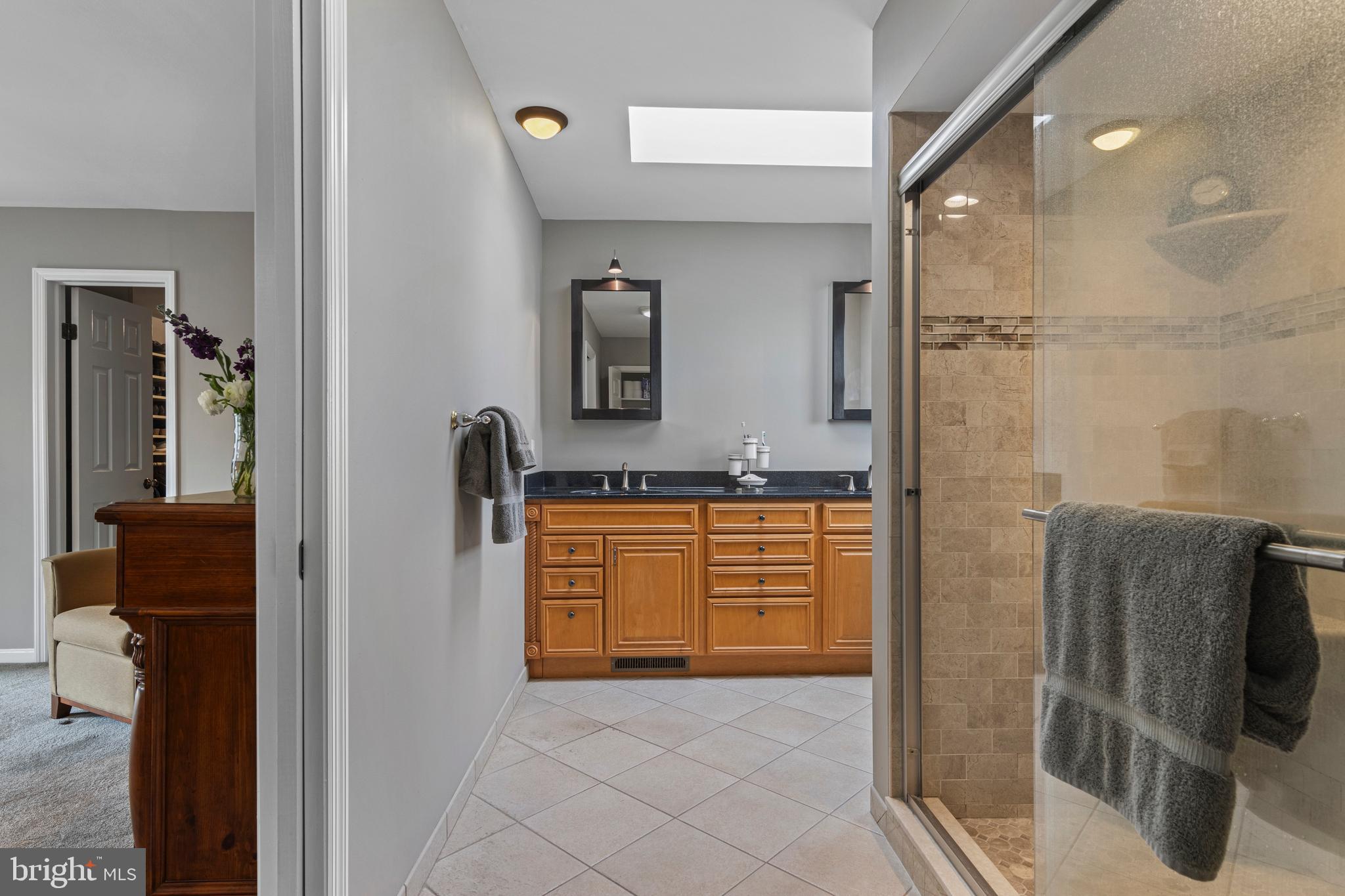 BOW TREE - Residential