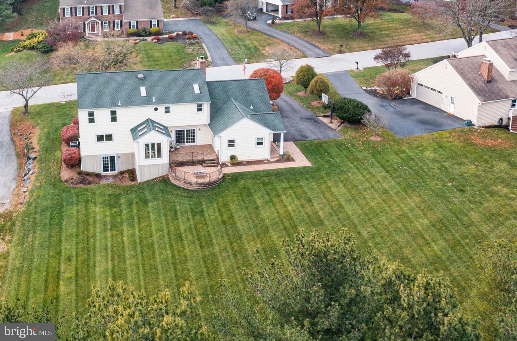 BOW TREE - Residential