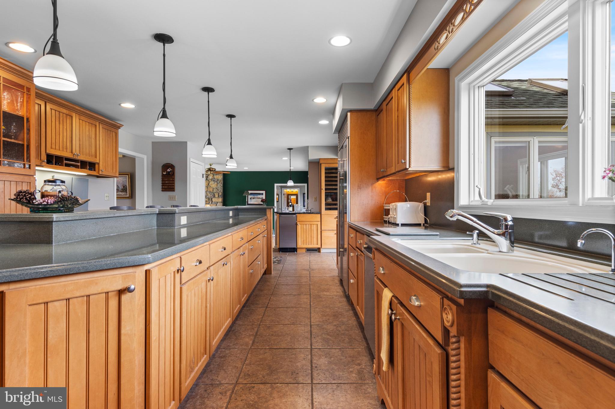 BOW TREE - Residential