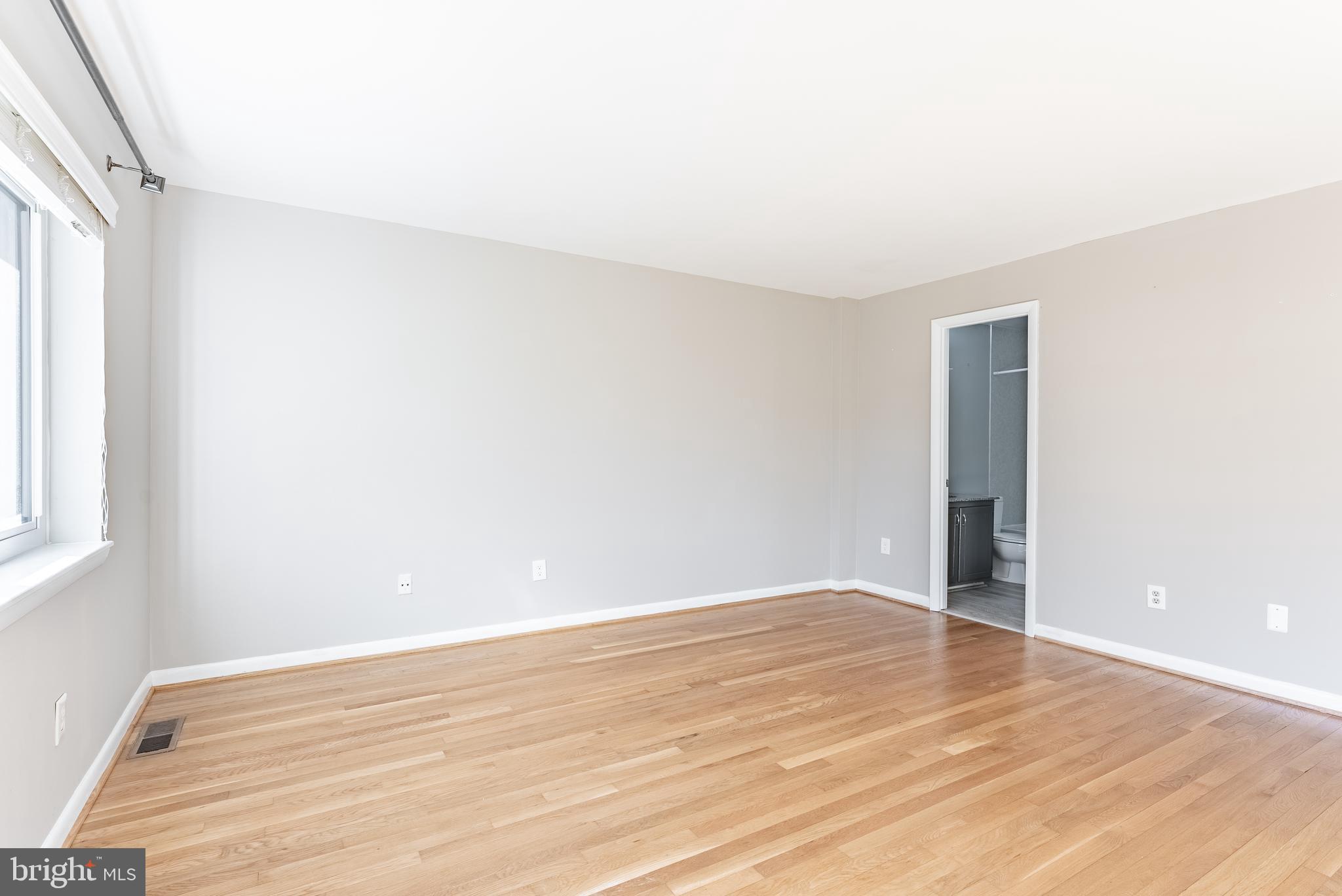 STEPPES OF BARCROFT - Residential