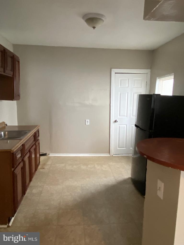 2502 N BOUVIER STREET