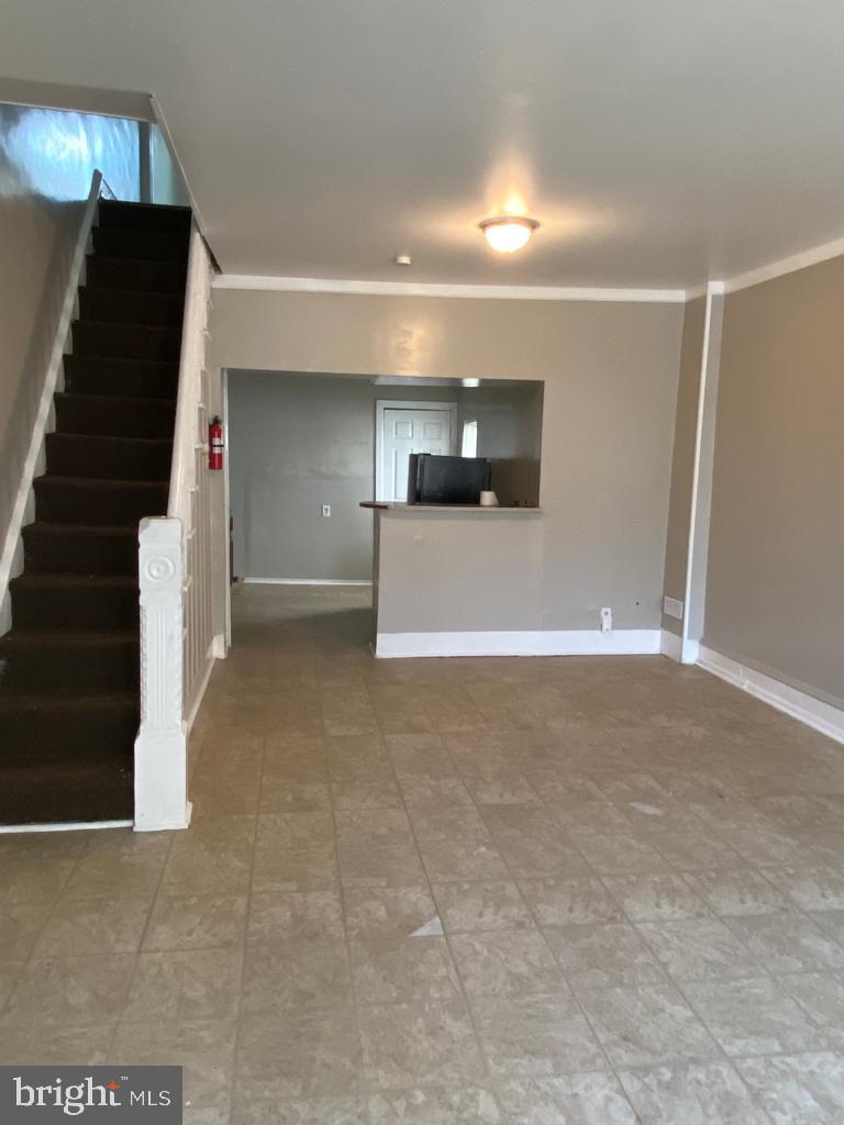 2502 N BOUVIER STREET