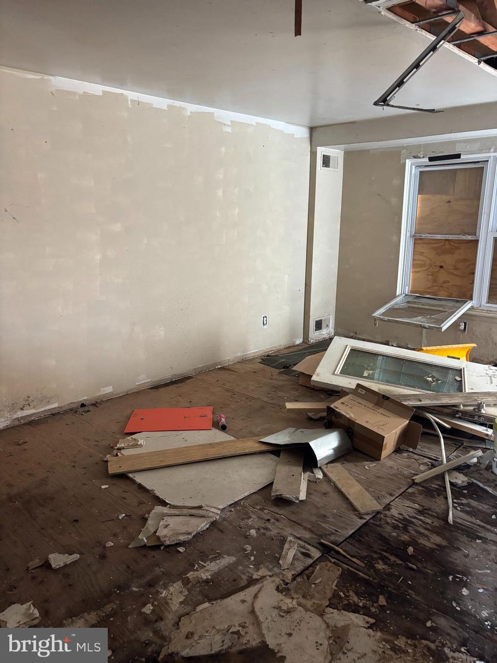 Photo of 8211 Buist Avenue, PHILADELPHIA, PA 19153 (MLS # PAPH2588278)