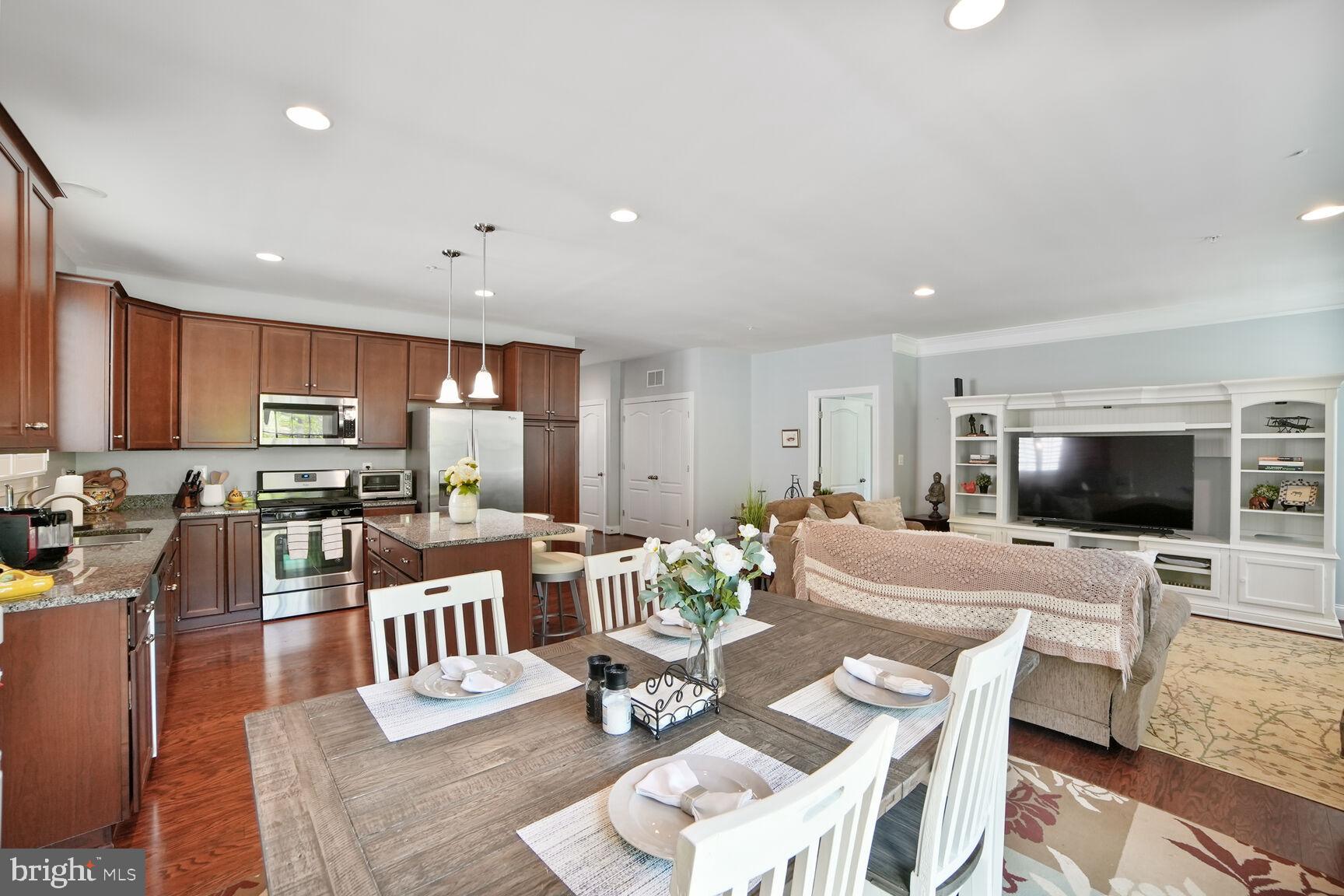 WOODBROOK - Residential