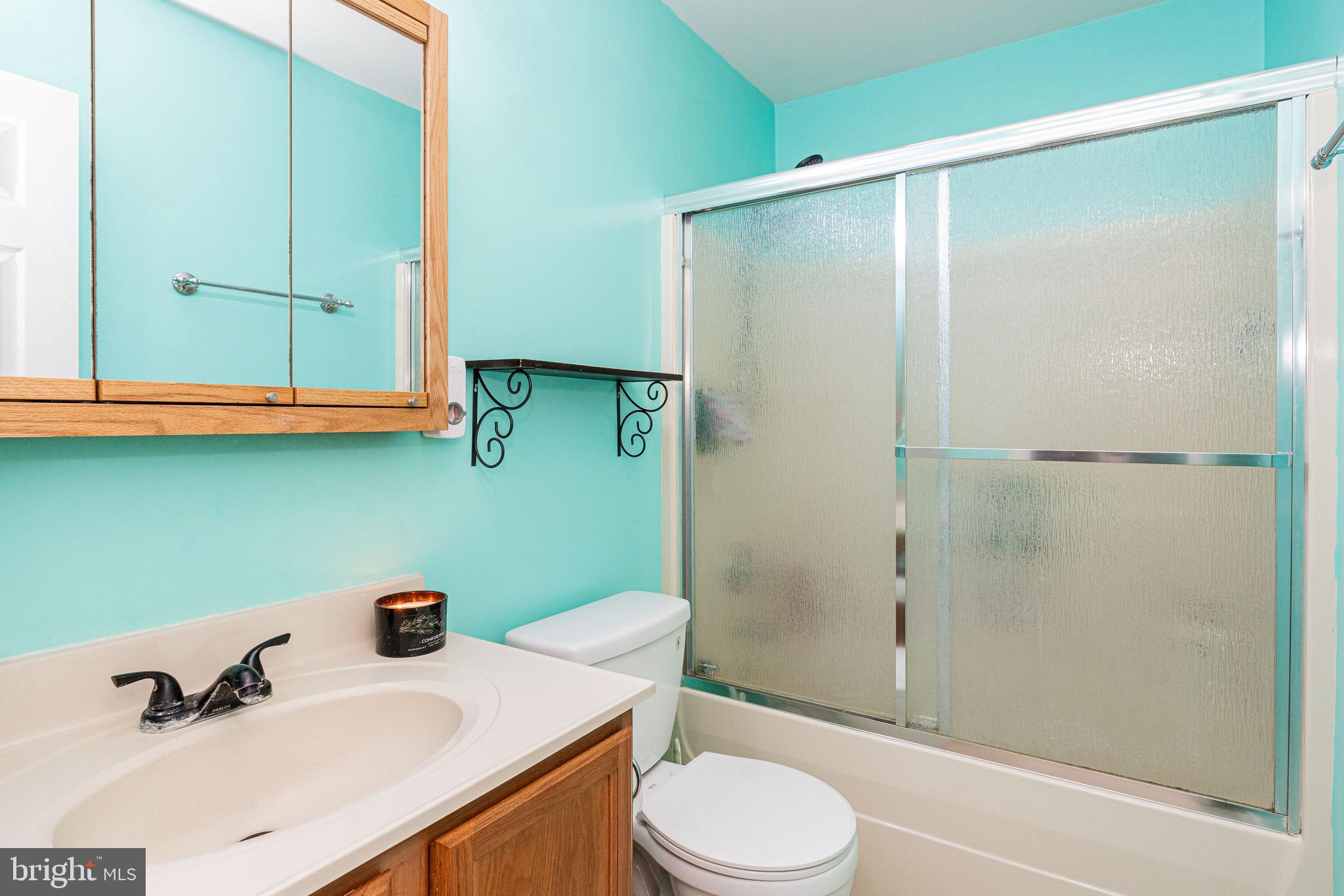 CAROLINE PINES - Residential