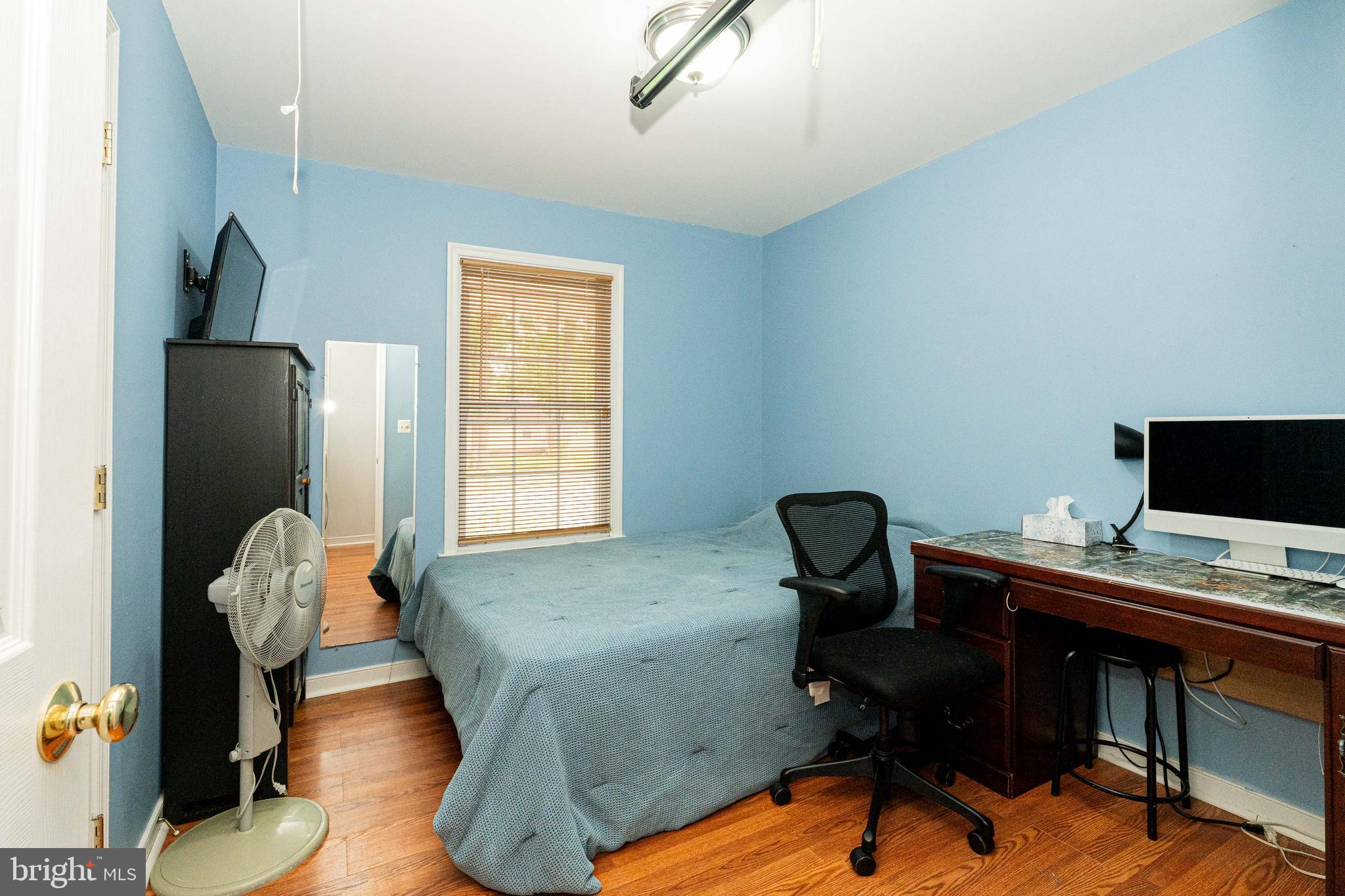 CAROLINE PINES - Residential