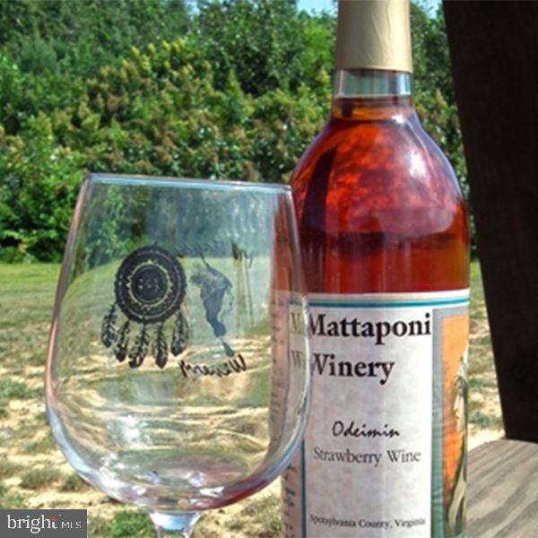 CAROLINE PINES - Residential